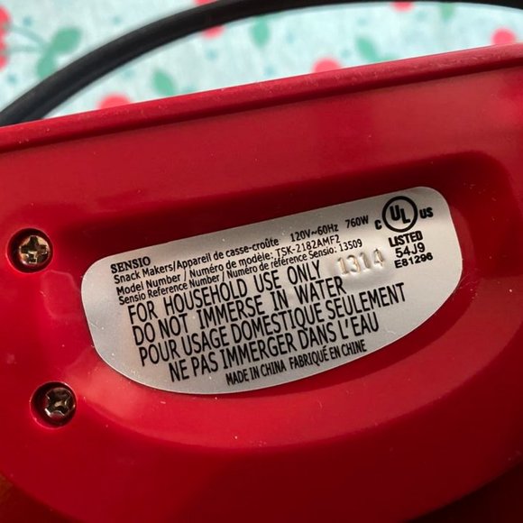 Bella Sensio Mini Cupcake Maker TSK-2182AMF2 - Picture 3 of 4